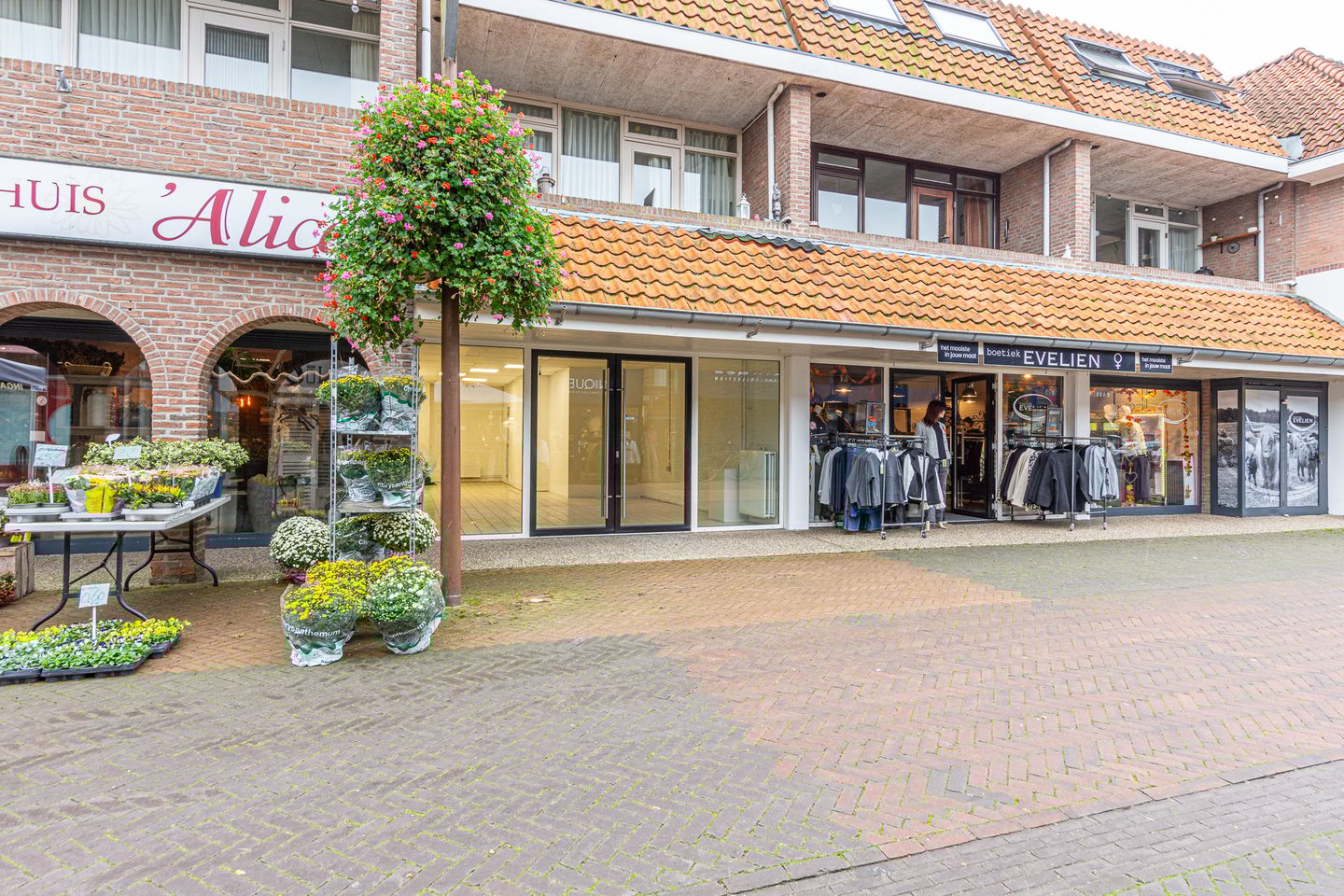 View photo 4 of Marktstraat 14
