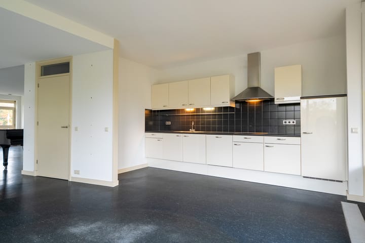 Foto 24 van Wilhelminalaan 80