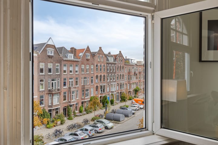 Photo 7 of Burgemeester Meineszlaan 86-B03