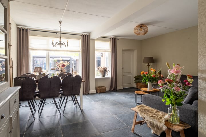 Foto 12 van Kamille 27