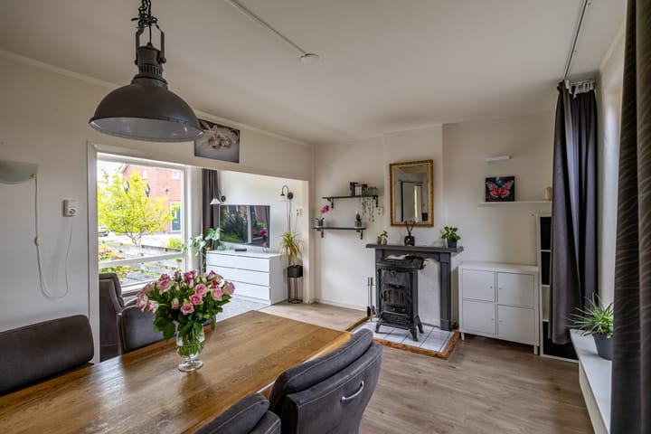 Foto 2 van Mr Van Roijenstraat 9