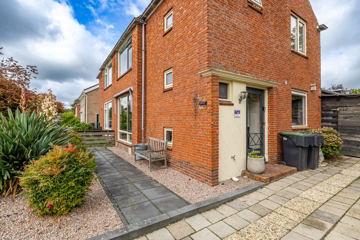 Foto 8 van Mr Van Roijenstraat 9