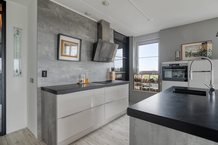 Photo 5 of IJdoornlaan 861