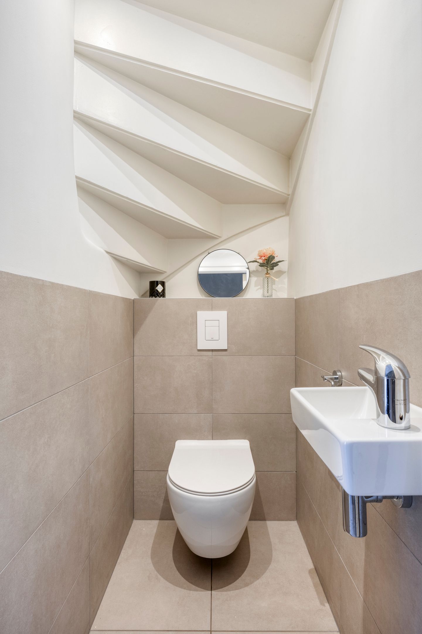 Foto 10 van Ridder van Asenrodeweg 67