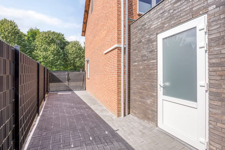 Foto 43 van Ridder van Asenrodeweg 67