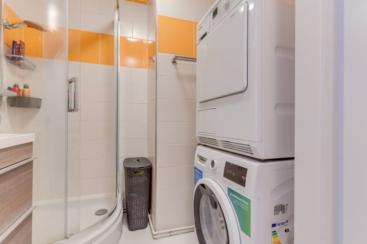 Photo 25 of Amelandstraat 84