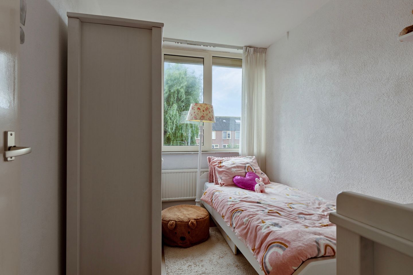 Photo 20 of Cort van der Lindenstraat 214