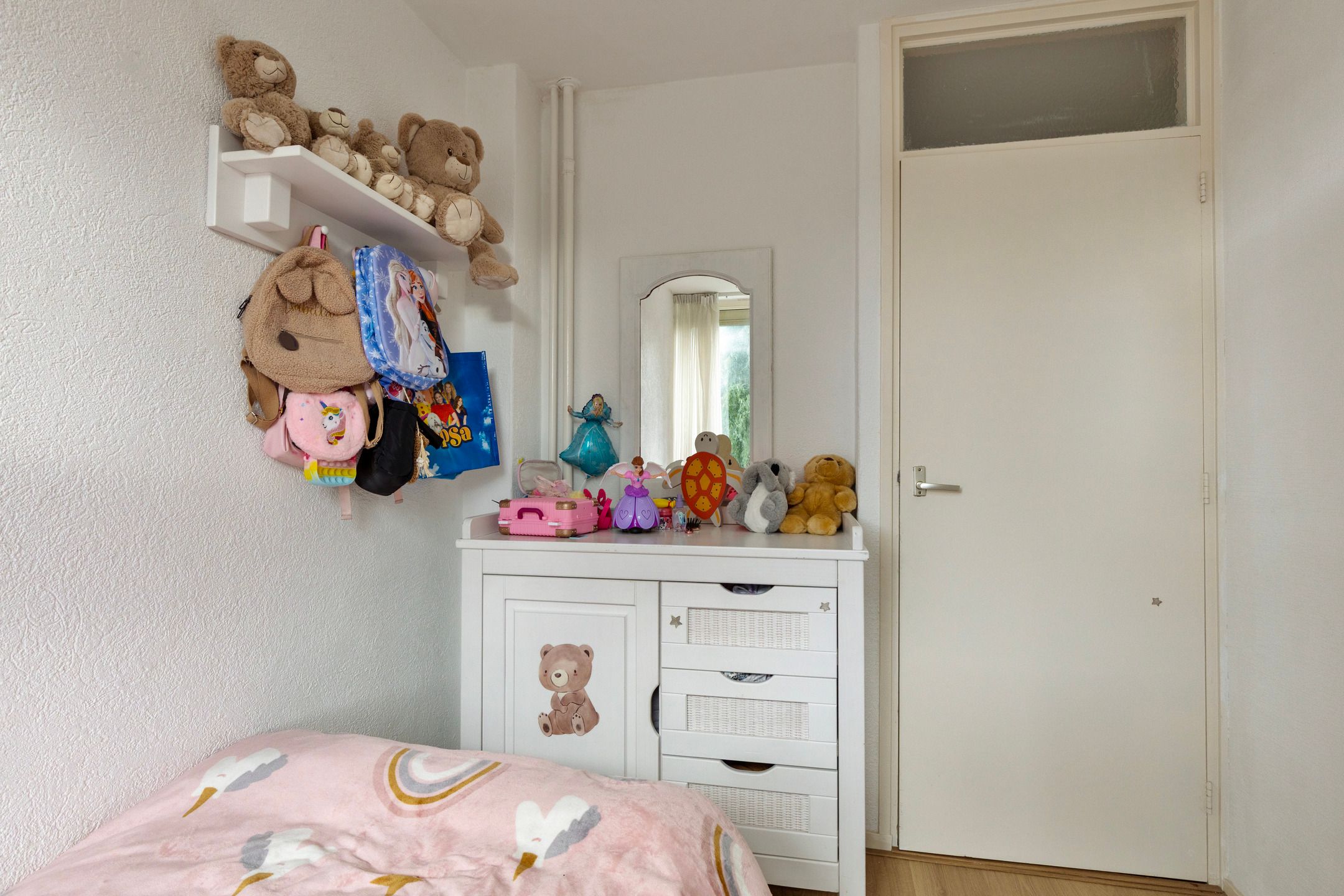 Photo 21 of Cort van der Lindenstraat 214