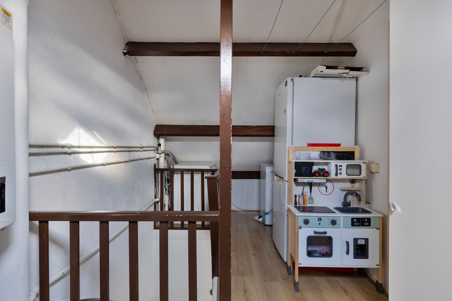 Photo 25 of Cort van der Lindenstraat 214