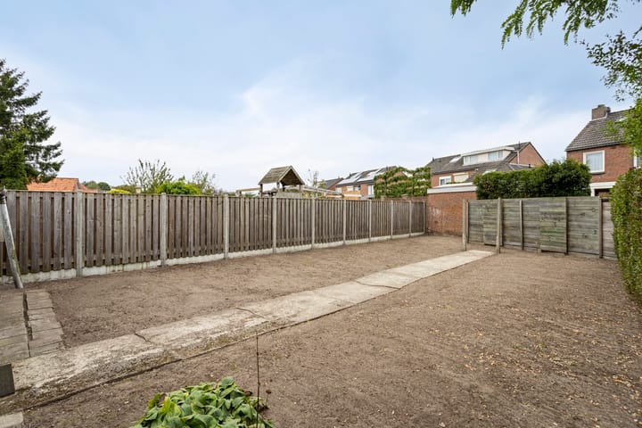 Foto 37 van Hoevensestraat 8