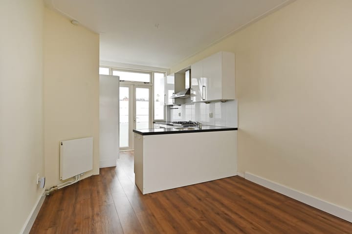 Foto 11 van Perenstraat 166