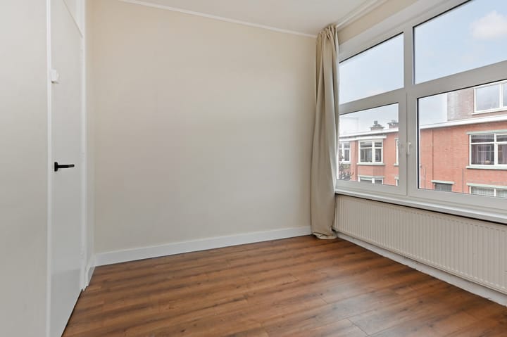 Foto 22 van Perenstraat 166