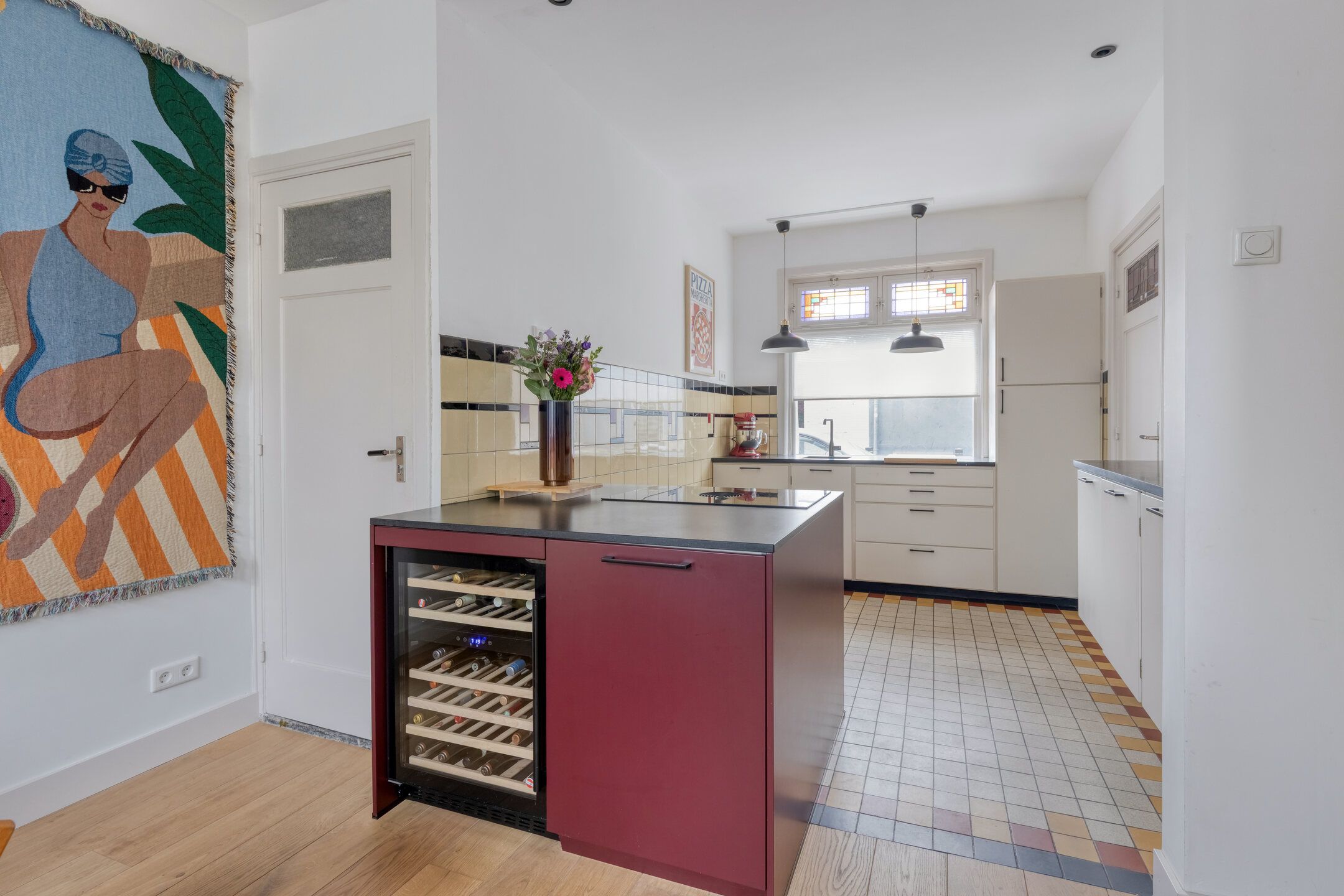 Photo 9 of Bisschop Sonniusstraat 19