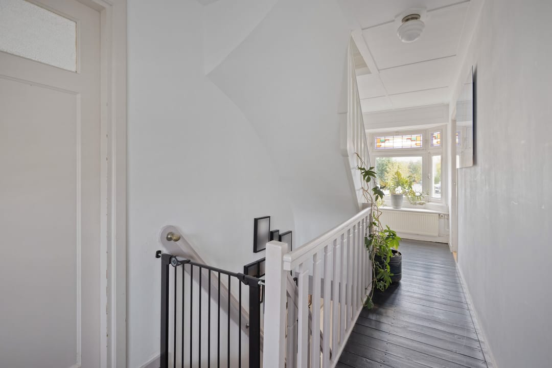 Photo 22 of Bisschop Sonniusstraat 19