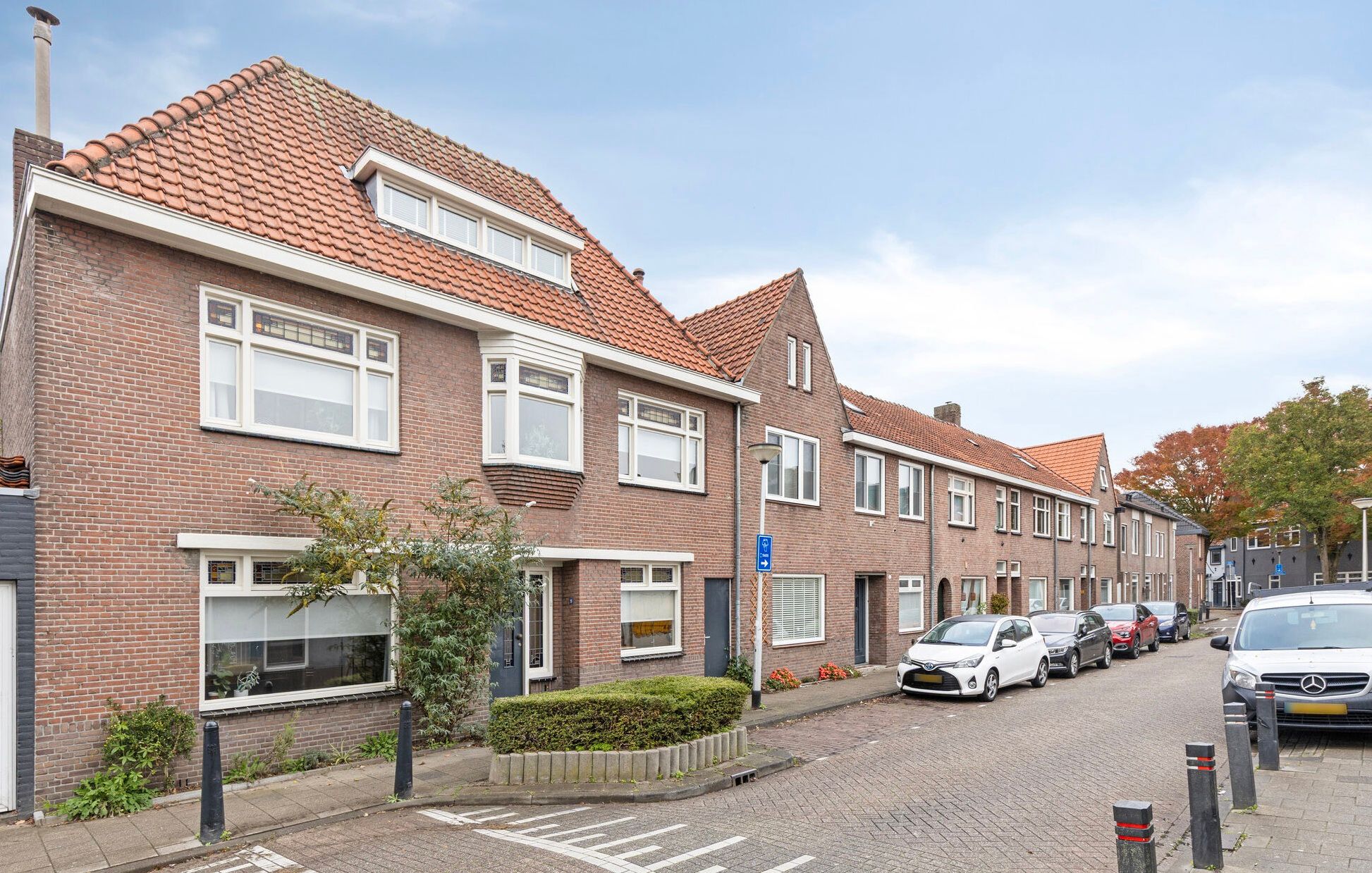 Photo 30 of Bisschop Sonniusstraat 19