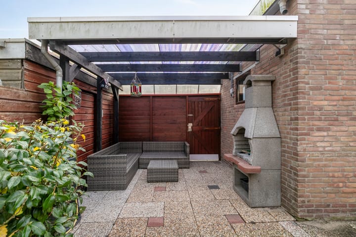 Photo 29 of Krokusstraat 10