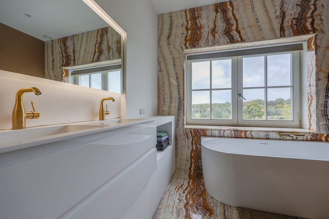 Foto 23 van Warmoesstraat 15