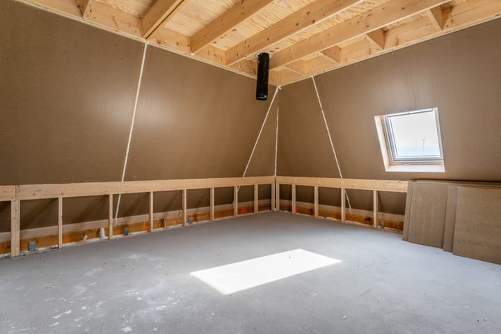 Photo 27 of Warmoesstraat 15