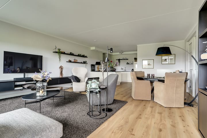 Foto 17 van Laan der Continenten 27