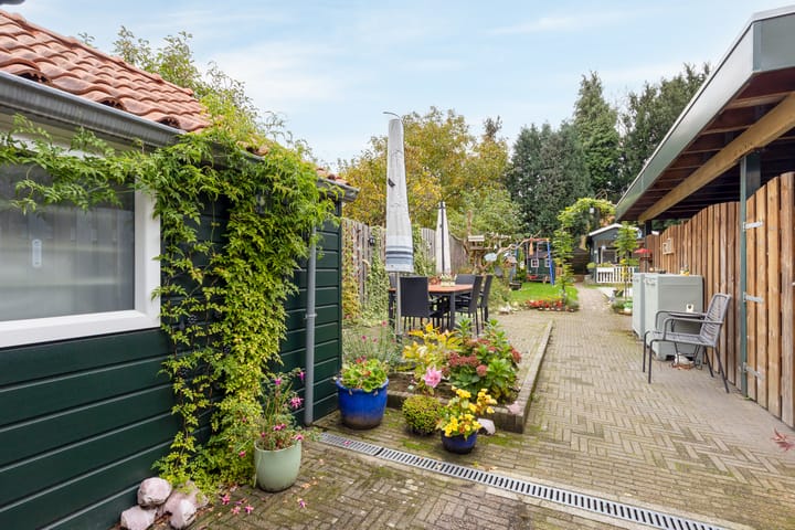 Foto 19 van Mezenstraat 15