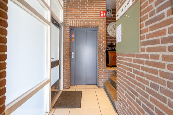 Photo 6 of Patersstraat 46