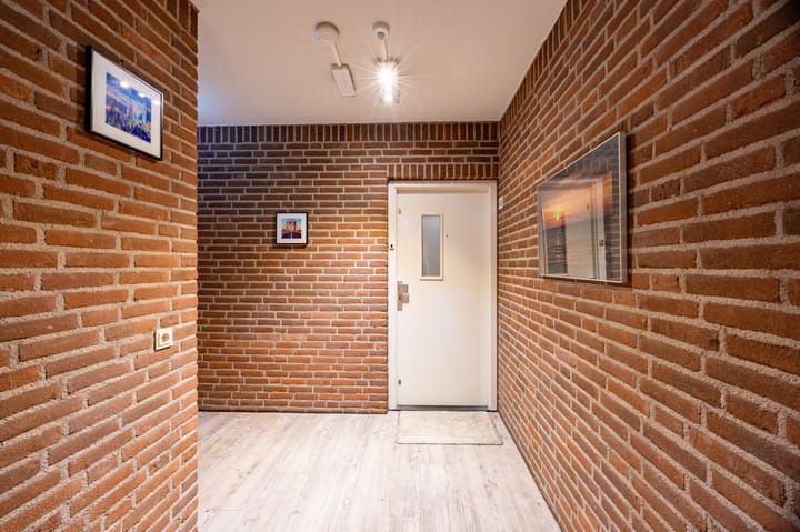 Photo 7 of Patersstraat 46