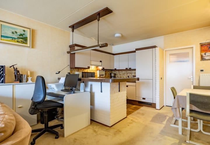 Photo 11 of Patersstraat 46