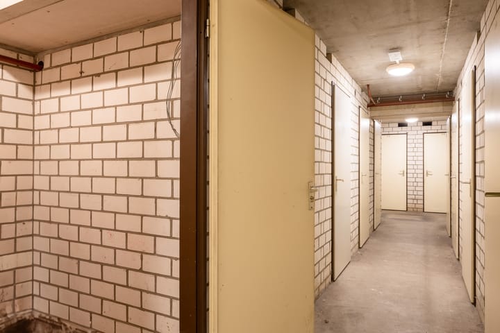 Photo 29 of Patersstraat 46