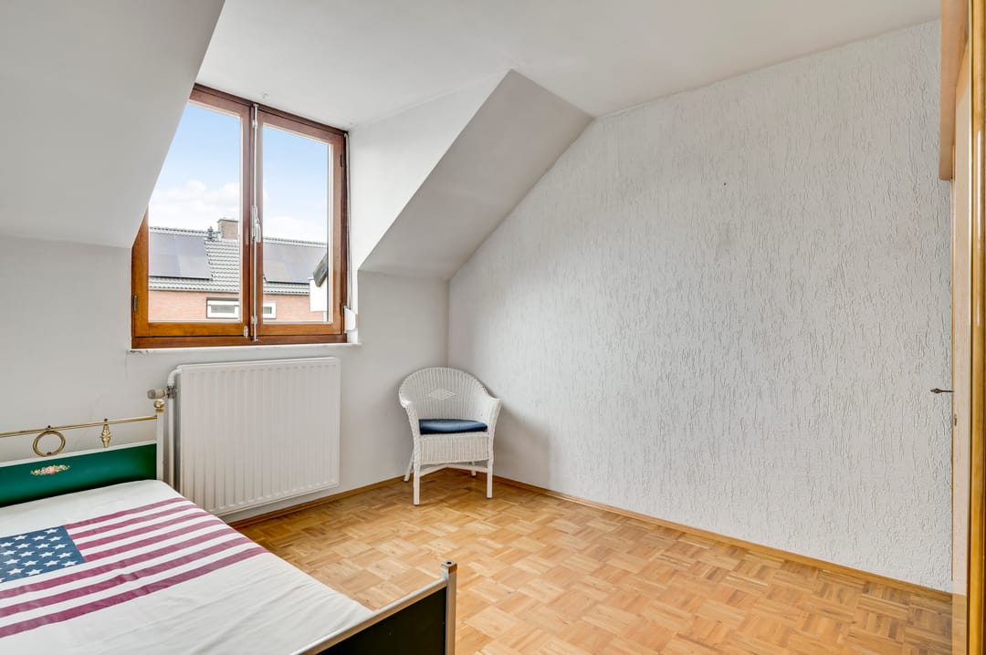 Photo 16 of Holstraat 93