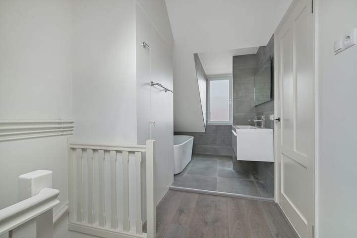 Foto 41 van Graaf Engelbertlaan 88