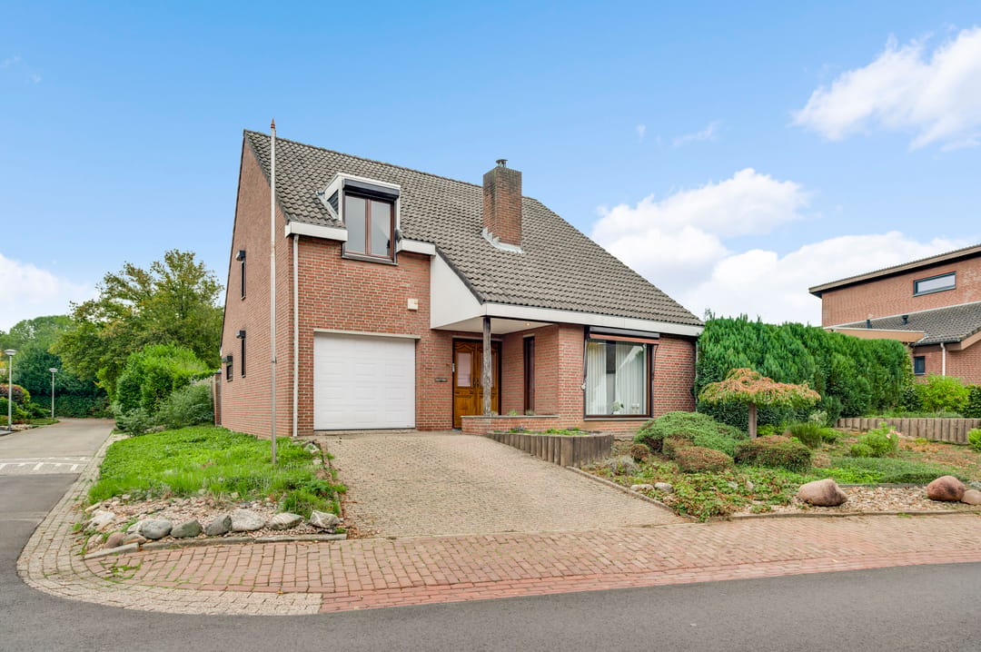 Photo 1 of Holstraat 93