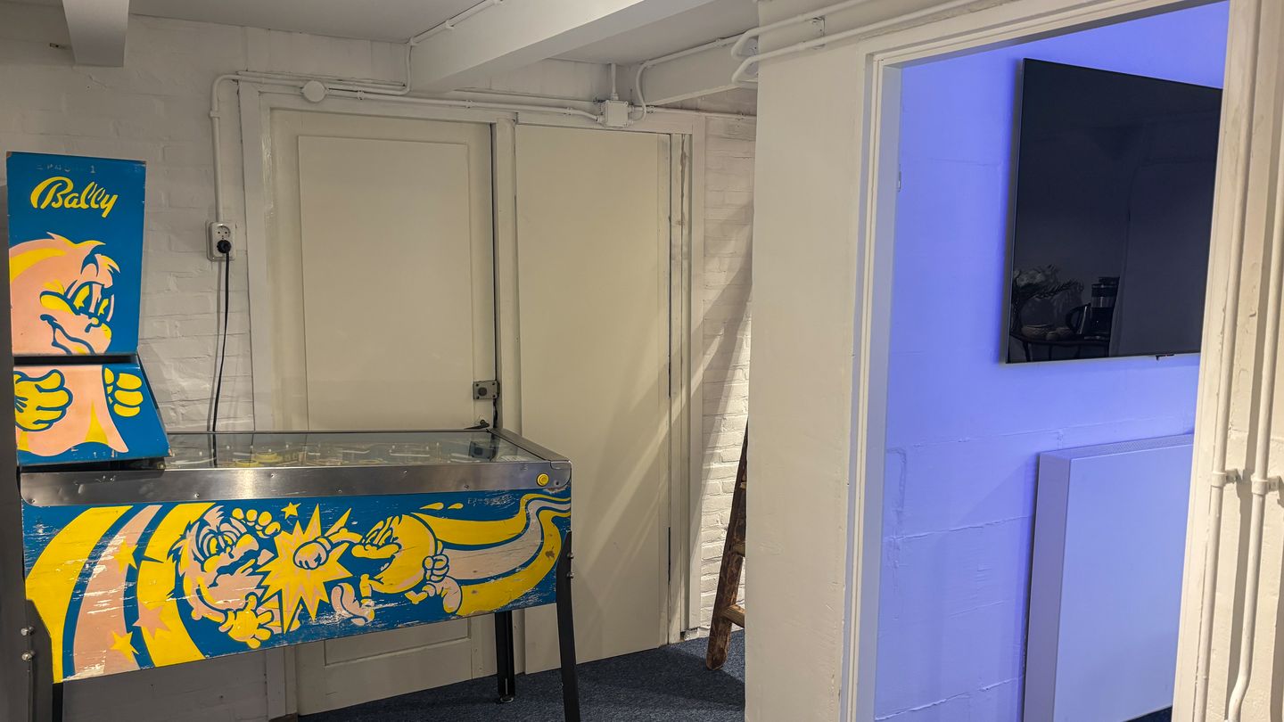 View photo 5 of Rembrandtlaan 9-b