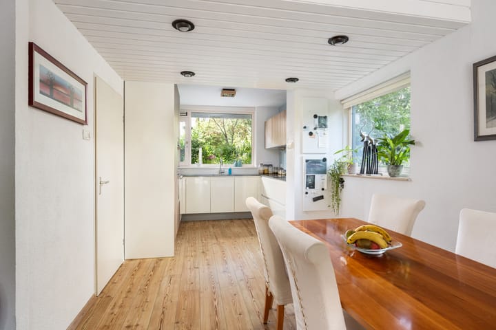 Foto 18 van Warenarburg 43