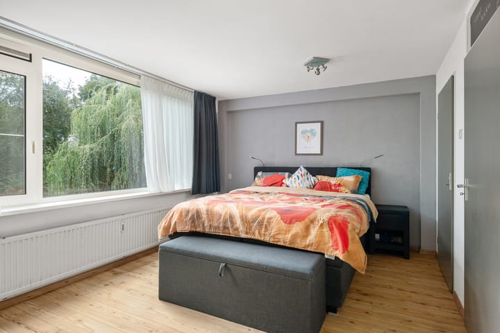 Foto 23 van Warenarburg 43