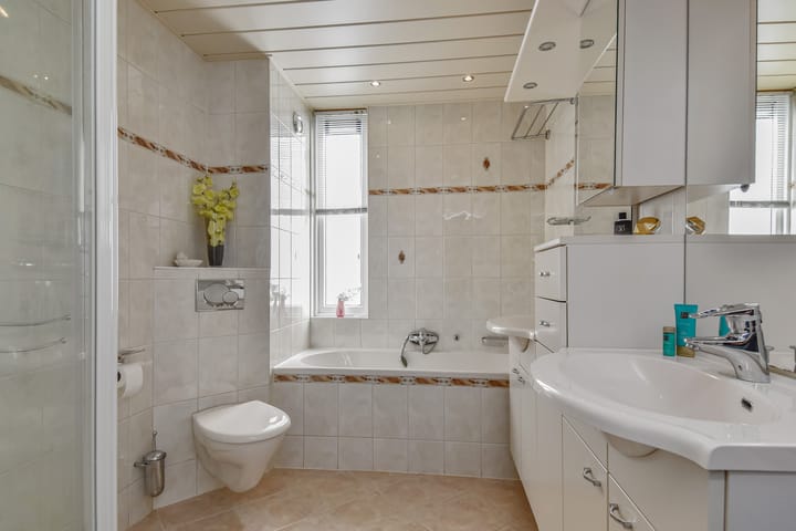 Photo 23 of Dijkgraafslag 72