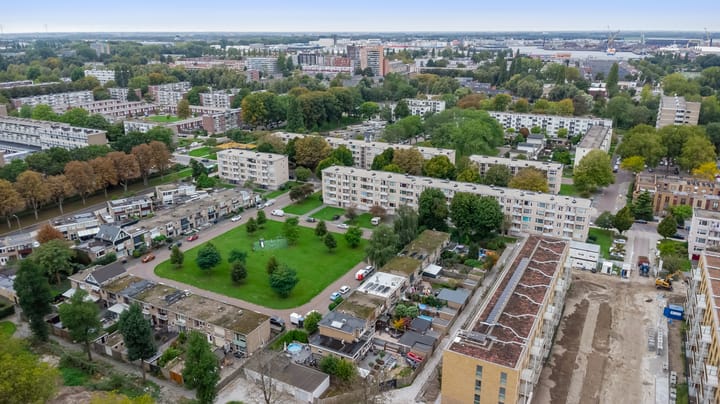 Photo 36 of Van der Duyn van Maasdamplantsoen 25