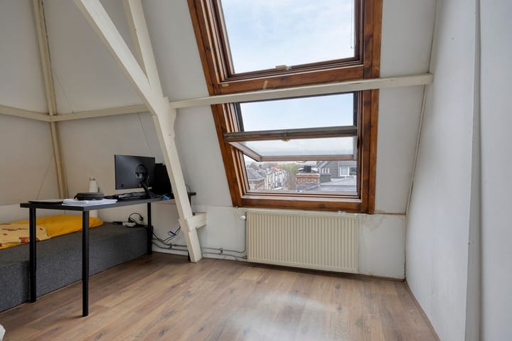 Foto 29 van Emmastraat 67