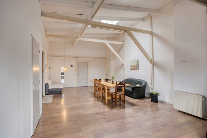 Foto 32 van Emmastraat 67