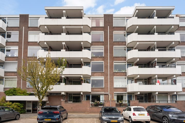 Foto 2 van Prof. dr. J. Tinbergenweg 18