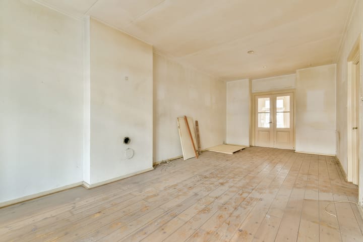 Photo 5 of Wijttenbachstraat 56-O