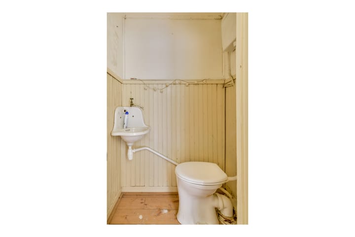 Photo 15 of Wijttenbachstraat 56-O