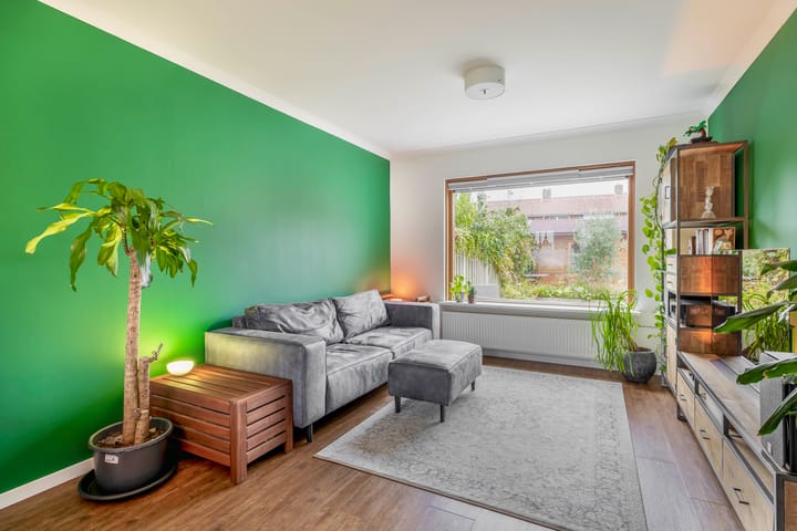 Foto 2 van Trompstraat 4