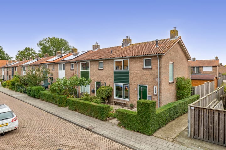 Foto 6 van Trompstraat 4