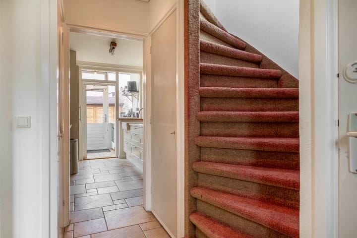 Foto 11 van Trompstraat 4