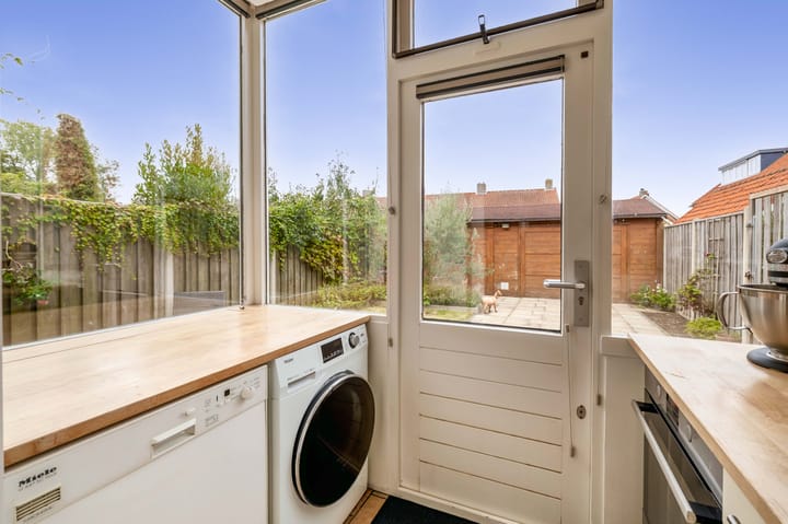 Foto 18 van Trompstraat 4