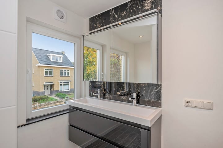 Photo 35 of Beukenboomsweg 59