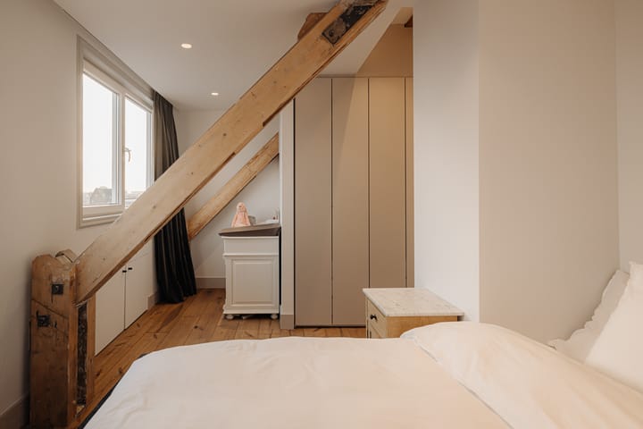 Foto 34 van Ruysdaelstraat 49-F4