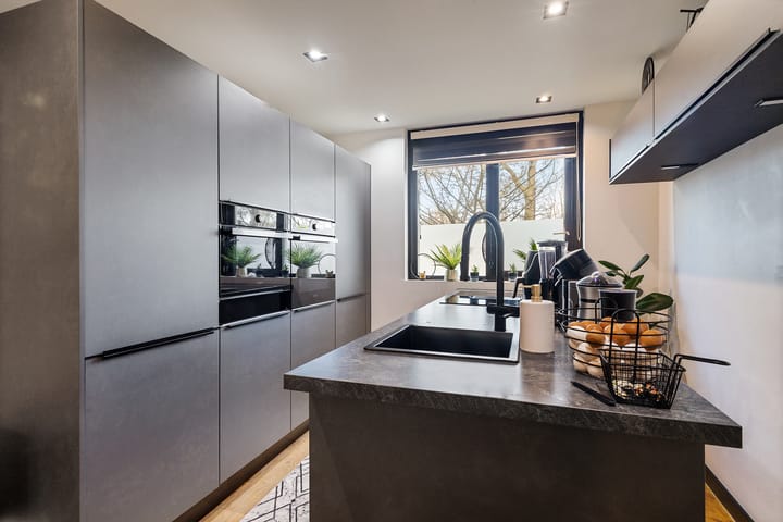 Photo 13 of De Weer 1-C