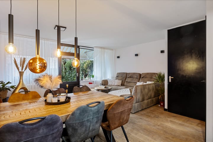 Photo 15 of De Weer 1-C