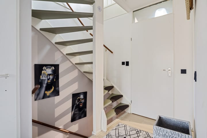 Photo 25 of De Weer 1-C